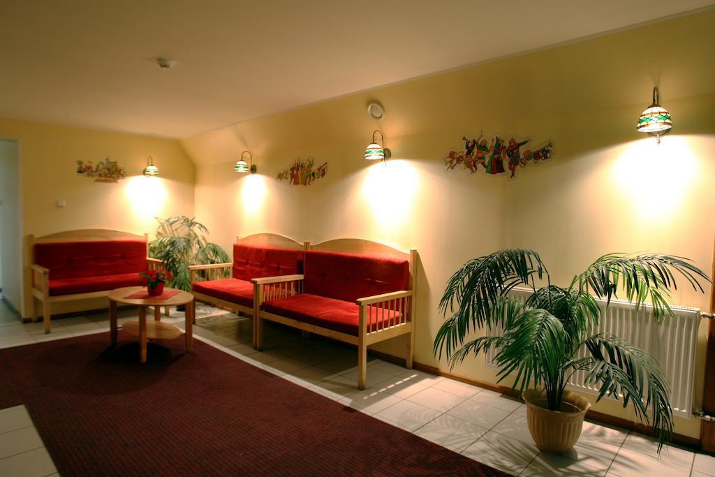 Katariina Guesthouse Rakvere Buitenkant foto