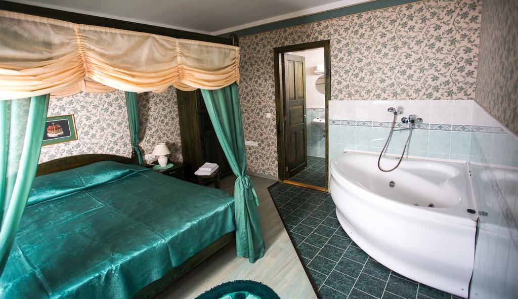Katariina Guesthouse Rakvere Buitenkant foto