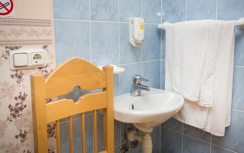 Katariina Guesthouse Rakvere Buitenkant foto