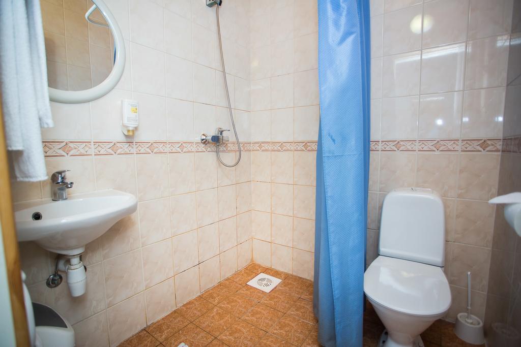 Katariina Guesthouse Rakvere Buitenkant foto
