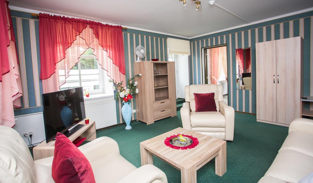 Katariina Guesthouse Rakvere Buitenkant foto