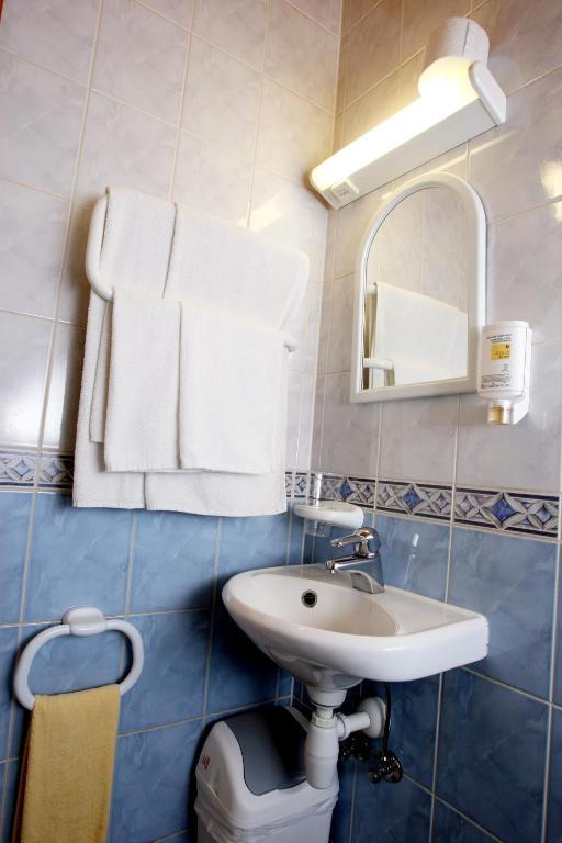 Katariina Guesthouse Rakvere Kamer foto