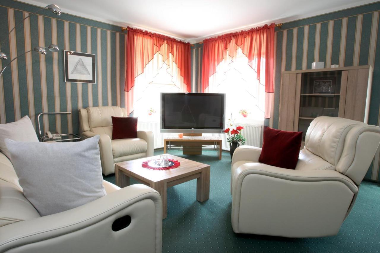 Katariina Guesthouse Rakvere Buitenkant foto